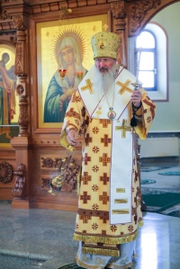 В канун праздника Вознесения Господня митрополит Вятский Марк совершил Всенощное бдение в храме преподобного Серафима Саровского