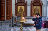 Молодые люди с ментальной инвалидностью узнали о Пасхе на экскурсии в Елизаветинском храме