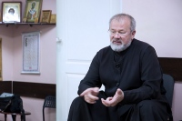 Хабаровский священник провел беседу с пациентами отделения медико-социальной реабилитации