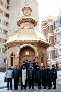 В часовне на территории юридического института помолились за сотрудников органов внутренних дел, погибших при выполнении служебного долга